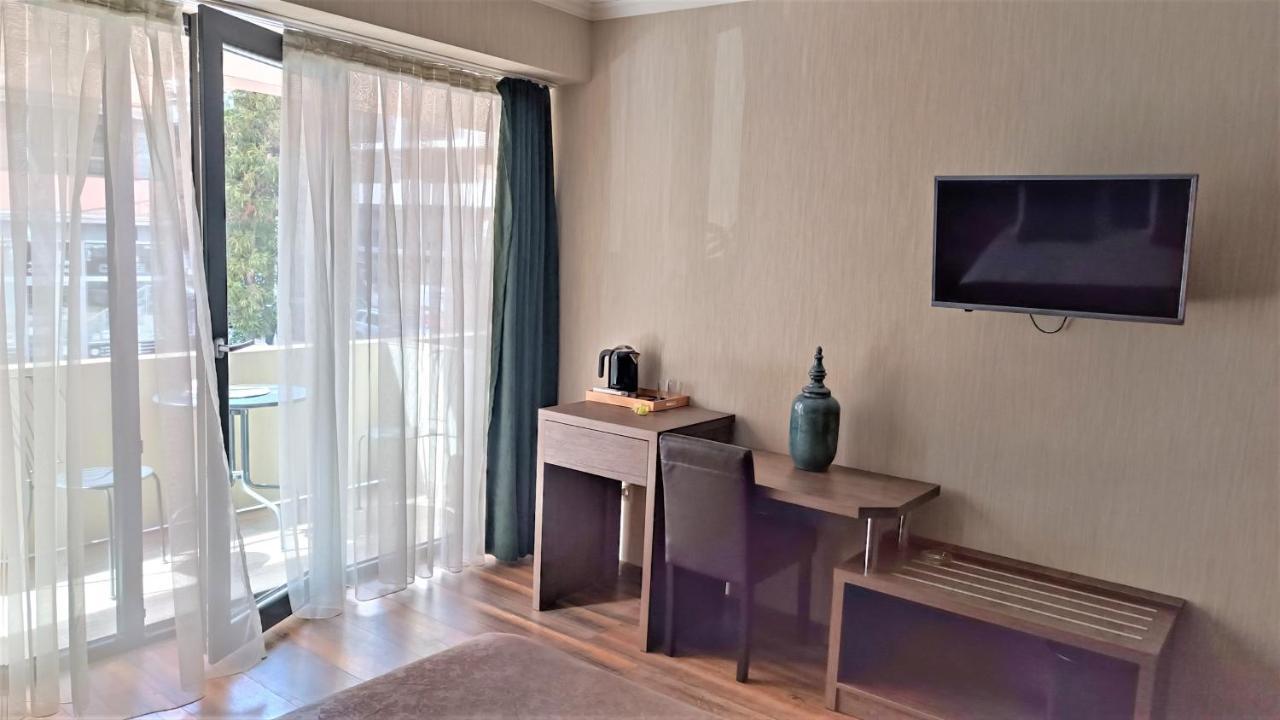 Hills Batumi Hotell Eksteriør bilde
