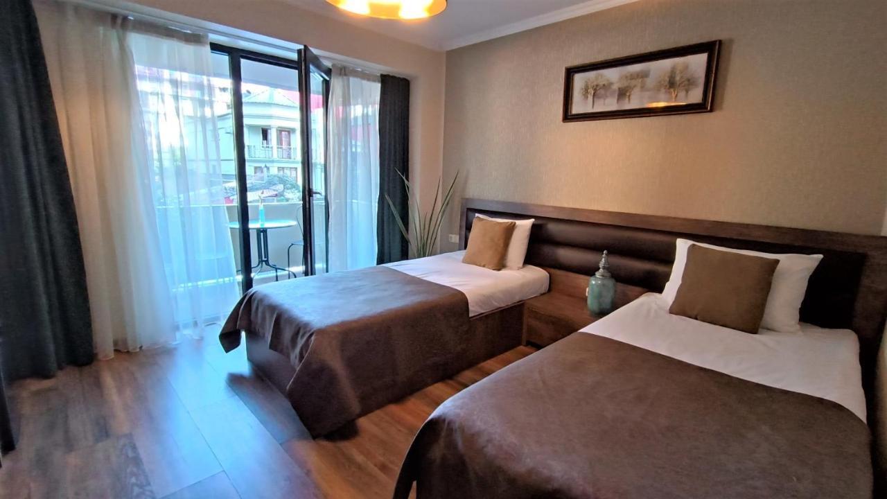 Hills Batumi Hotell Eksteriør bilde