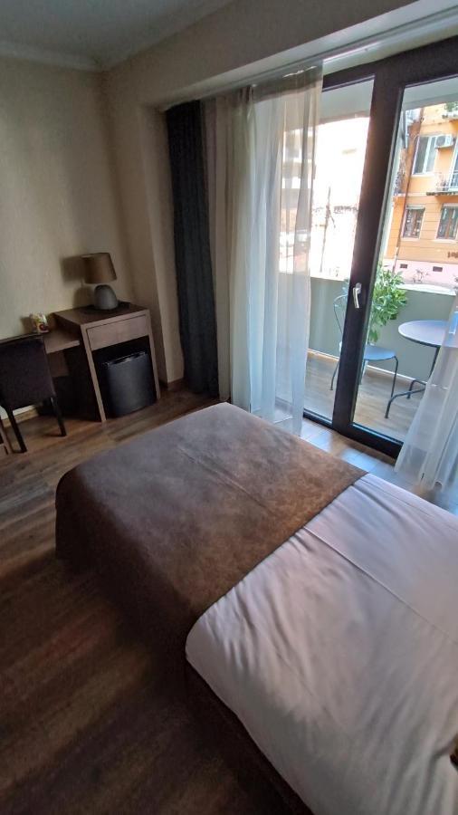 Hills Batumi Hotell Eksteriør bilde